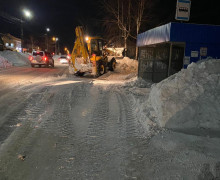 Третий день ведется чистовая уборка снега в Козьмодемьянске