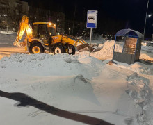 Третий день ведется чистовая уборка снега в Козьмодемьянске