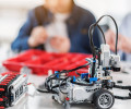 В Козьмодемьянске юные изобретатели из ИТ-куба устроили битву роботов